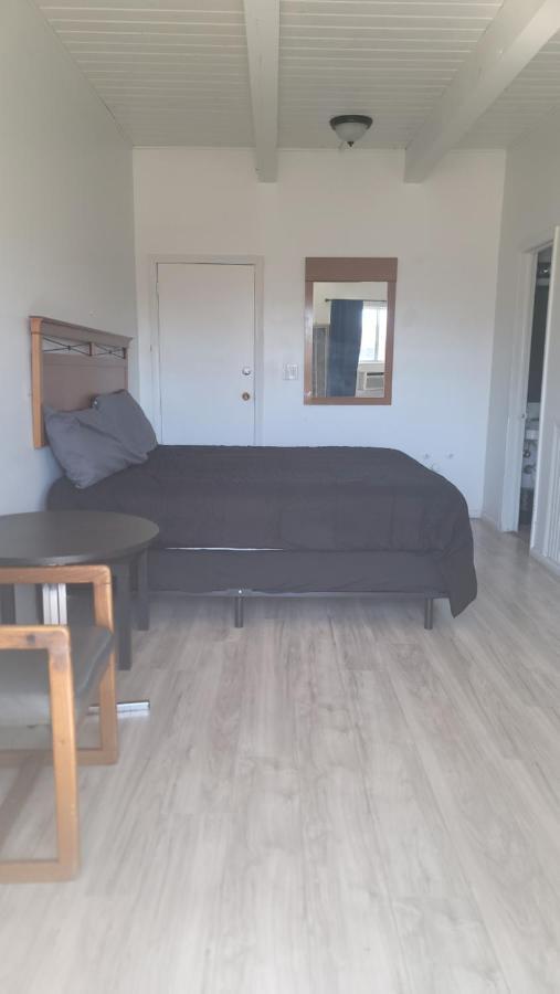 Thunderbird Motel Покателло Экстерьер фото