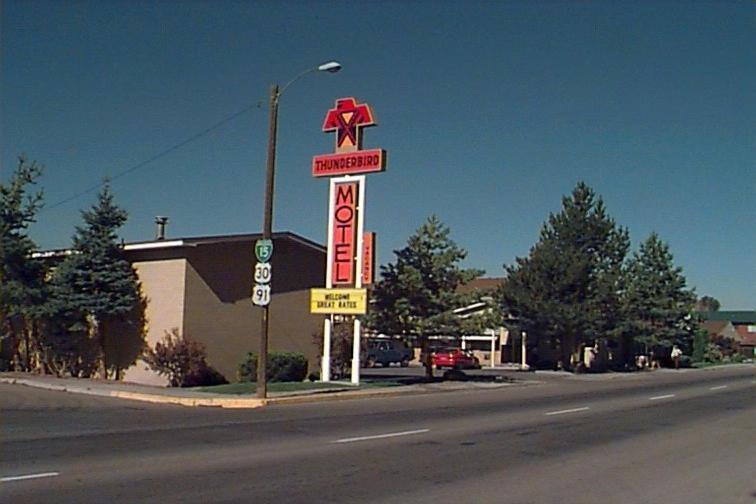 Thunderbird Motel Покателло Экстерьер фото